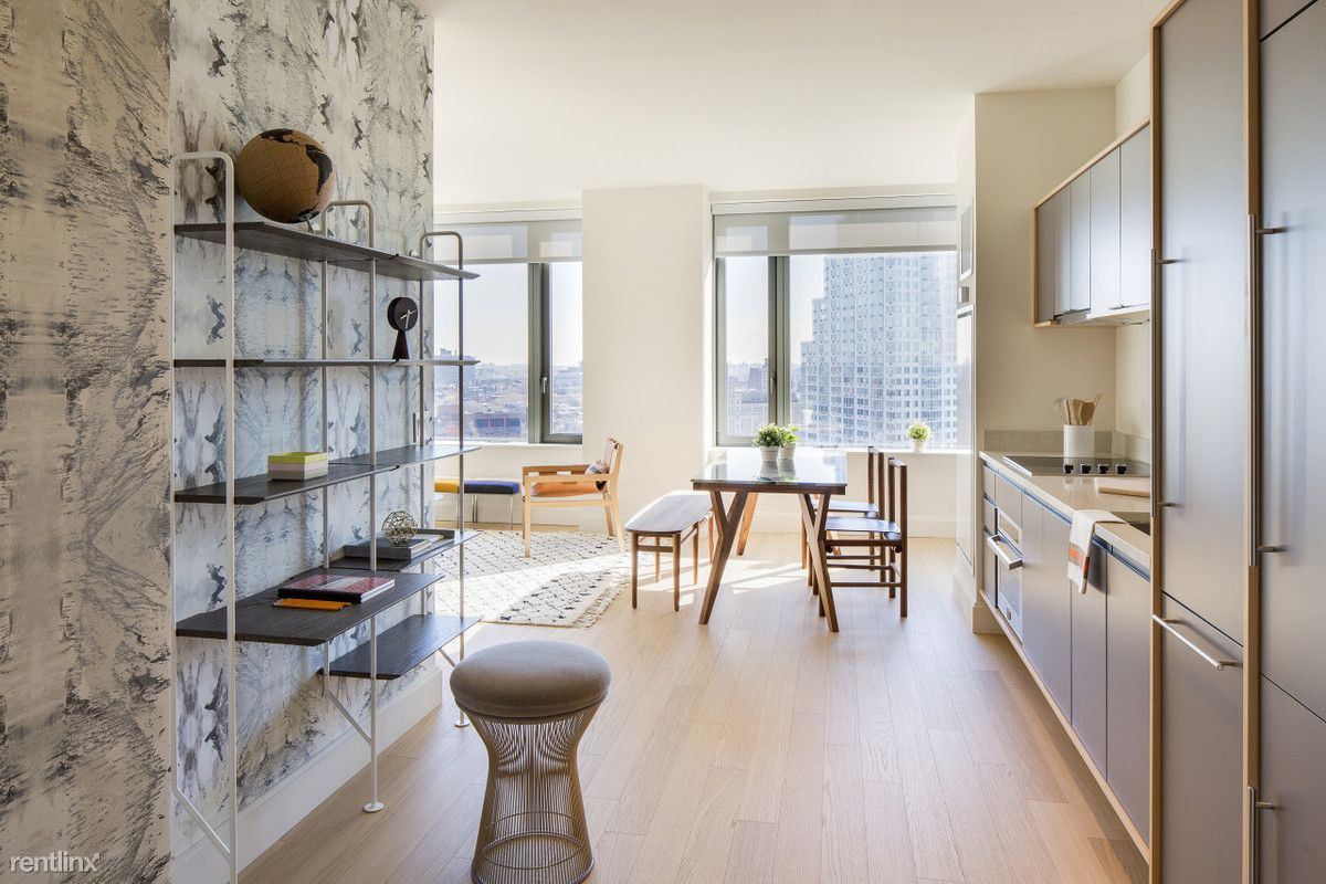 10 City Point #39H