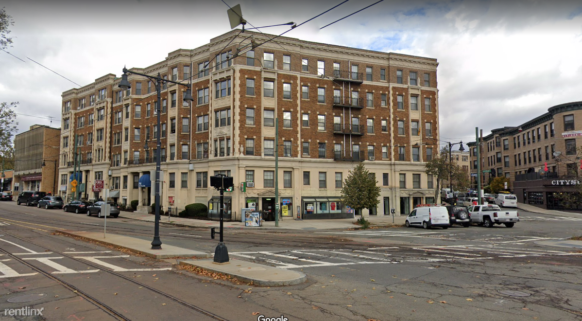 355 Chestnut Hill Ave